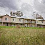 BATHURST GOLDFIELDS MOTEL On MOUNT PANORAMA - Brisbane Tourism 0