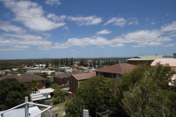Seaspray Apartments - Brisbane Tourism 1