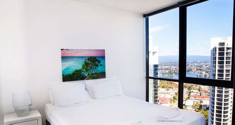 Apartment Stay - Circle On Cavill - Tourism Brisbane 3