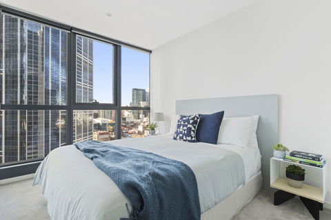 Melbourne Star - Brisbane Tourism 1