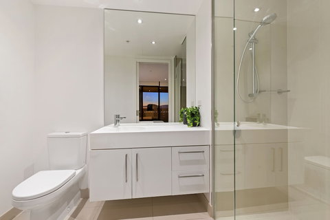 Sanctuary Apartments - Prima Pearl - Brisbane Tourism 1