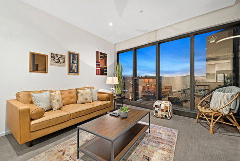 Sanctuary Apartments - Prima Pearl - Brisbane Tourism 4