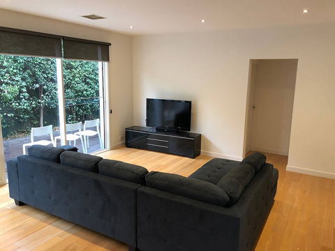 Malvern 3 Bedroom Home - Brisbane Tourism 6