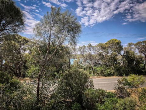 Samphire Beach House - Tourism Brisbane 2