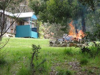 King Parrot Cottages - Tourism Brisbane 0