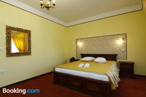 Mole Creek Lodge - Tourism Brisbane 0