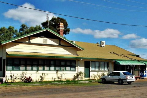 Gowrie Hotel Motor Inn - Brisbane Tourism 2