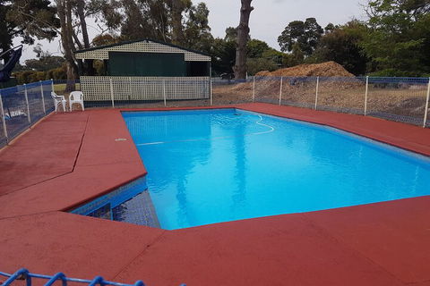 Lakes Caravilla Caravan Park - Tourism Brisbane 5