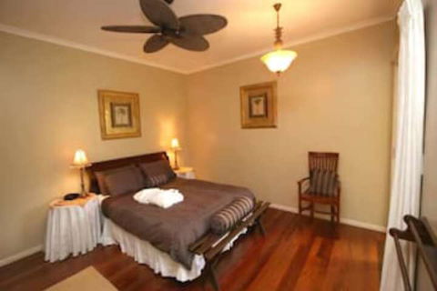 Noosa Country House - Brisbane Tourism 4