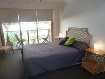 Sails Beach House Apartments Pottsville Beach - Tourism Brisbane 0