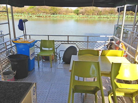 Mary River House Boats - Tourism Brisbane 0