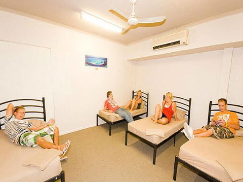 Global Backpackers Central - Tourism Brisbane 3