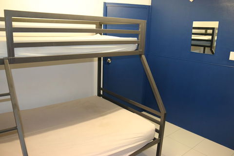 Waterfront Backpackers - Hostel - Brisbane Tourism 6