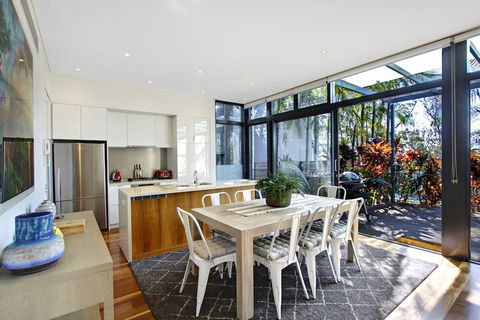 A PERFECT STAY - Ocean View At Kiah - Tourism Brisbane 6