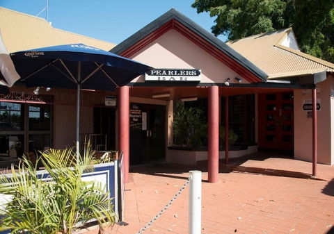 Roebuck Bay Hotel - Brisbane Tourism 0