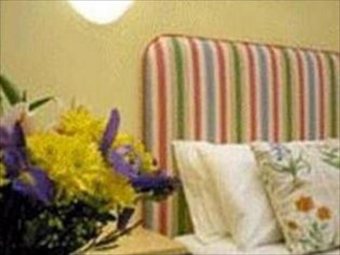 Leatherwood Lodge - Tourism Brisbane 1