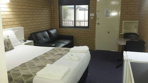 Chermside Motor Inn - Brisbane 4u 5