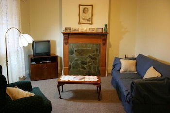 A Settler's Cottage - Tourism Brisbane 2