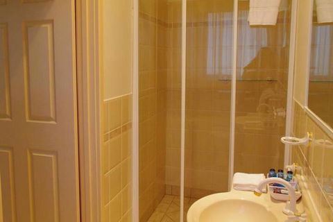 Batemans Bay Manor - Tourism Brisbane 2