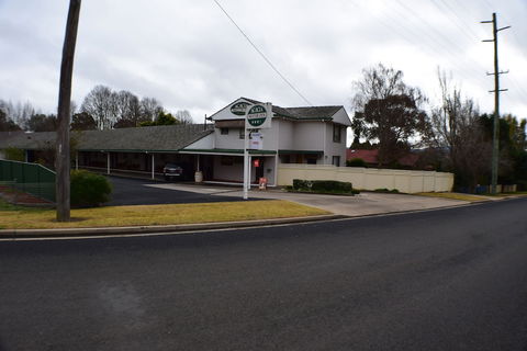 Acacia Motor Inn Armidale - Tourism Brisbane 1