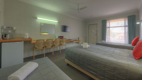 Alluna Motel - Tourism Brisbane 1