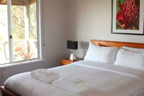 The Sleeping Lady Private Retreat - Tourism Brisbane 6