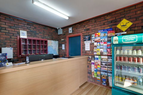 Enfield Motor Inn - Brisbane Tourism 4