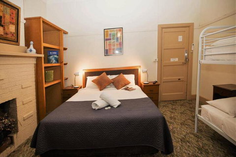 Delatite Hotel - Brisbane Tourism 7