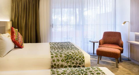 Desert Gardens Hotel - Tourism Brisbane 6