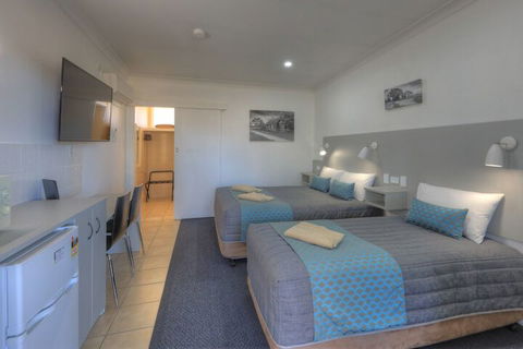 Glen Innes Motel - Tourism Brisbane 6