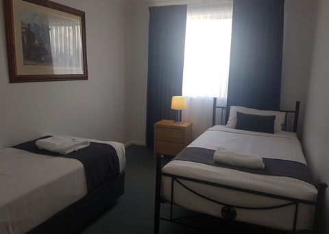 Mid City Motor Inn - Brisbane Tourism 5