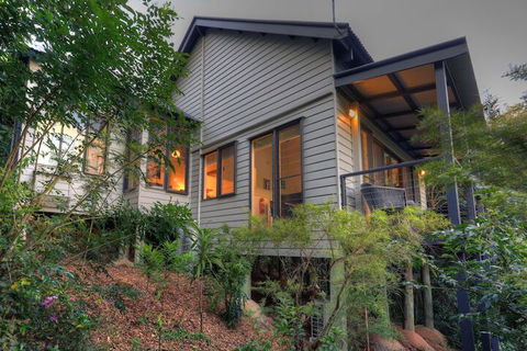 Montville Misty View Cottages - Tourism Brisbane 5