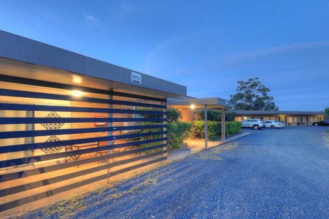 Hilldrop Motor Inn - Tourism Brisbane 5