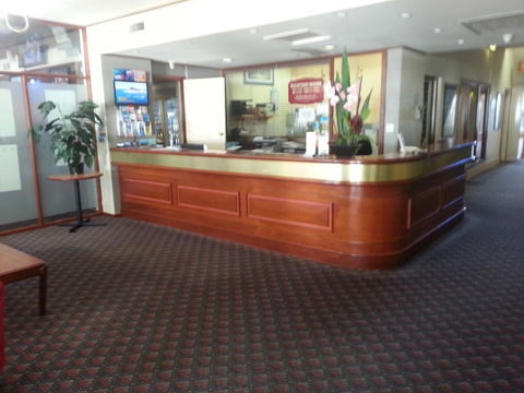 Grand Tasman Hotel - Brisbane Tourism 4