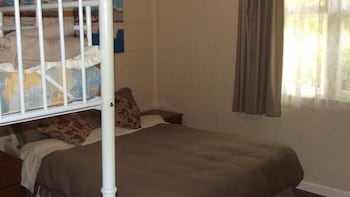 Lakes Entrance Holiday Units - Brisbane Tourism 6