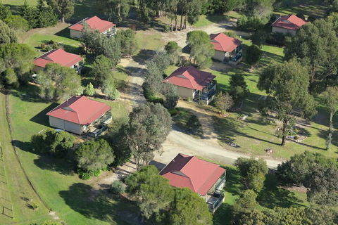 Lakes Entrance Country Cottages - Tourism Brisbane 1
