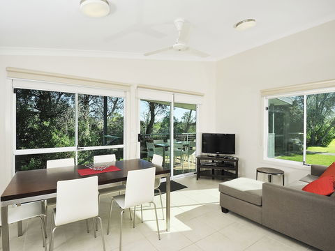 NRMA Eastern Beach Holiday Park - Tourism Brisbane 4
