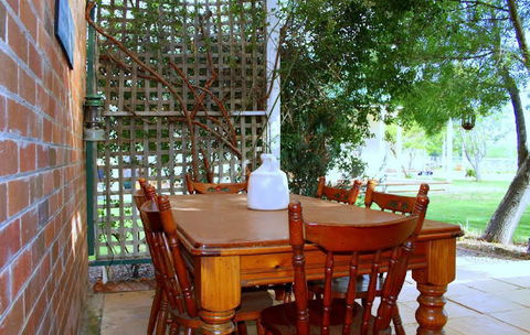 Old School House B & B Mudgee - Brisbane Tourism 0