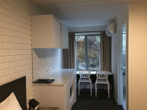 Southern Ocean Motor Inn - Tourism Brisbane 6