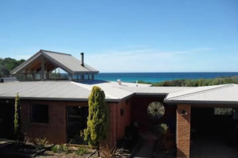 Sandpiper Ocean Cottages - Brisbane Tourism 1