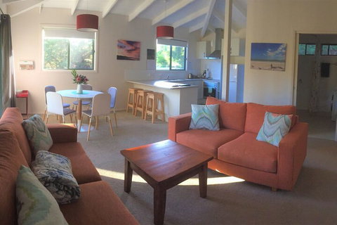 Sandpiper Ocean Cottages - Brisbane Tourism 3