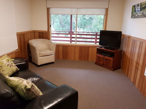 Driftwood Strahan Villas - Tourism Brisbane 6