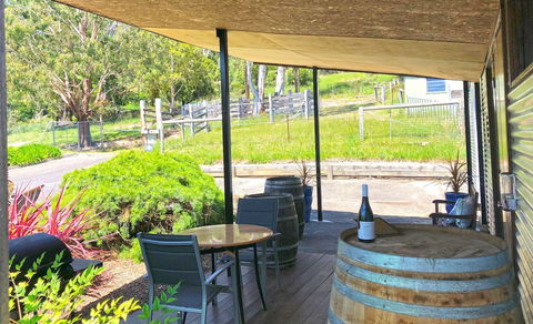 Valley Farm Vineyard Cottages - Tourism Brisbane 1