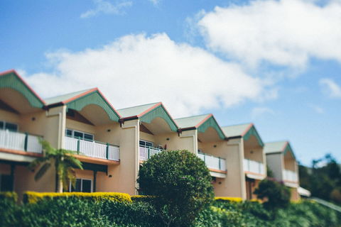 Tinaroo Lake Resort - Tourism Brisbane 2