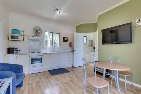 Port Huon Cottages - Tourism Brisbane 6