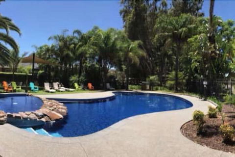Sportsmans Motor Inn - Brisbane Tourism 1