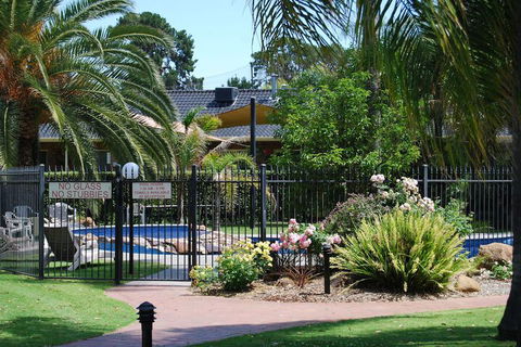 Sportsmans Motor Inn - Brisbane Tourism 2