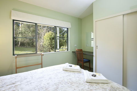 Milton Country Cottages - Brisbane Tourism 6