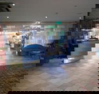 Lake Haven Motor Inn  Palms Restaurant - Brisbane 4u