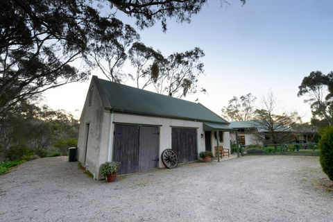 St Helens Country Cottages - Tourism Brisbane 1